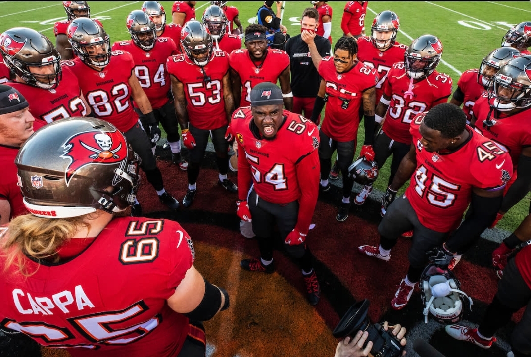 Buccaneers оголошують уніформу перед матчем Raiders на стадіоні Raymond James

