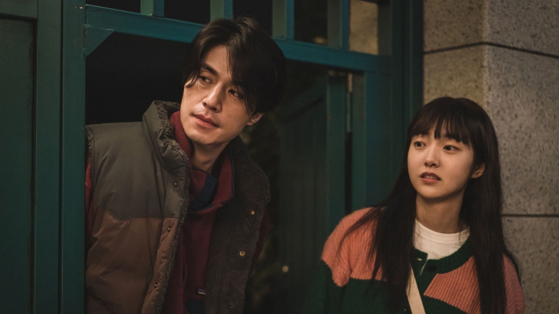 Кадр із «Магазину вбивць» (зображення через Disney+)