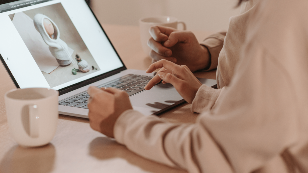 Серія Deep Dive: Центр торговців Google Далі - редагування продуктів та зображень (частина 4)
