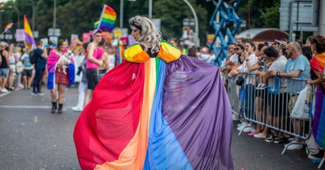 Адміністрація Байдена витратила 175 мільйонів доларів на гранти та контракти на сприяння гендерній ідеології
