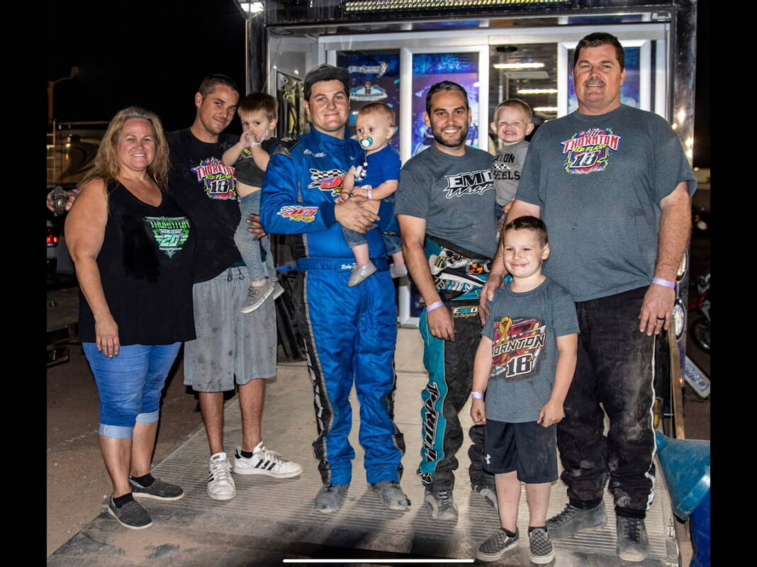 Thorntons - горда гоночна родина
