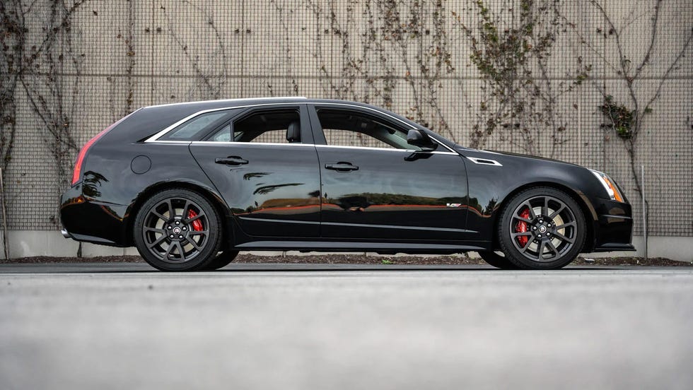 2014 Cadillac CTS v Вагона