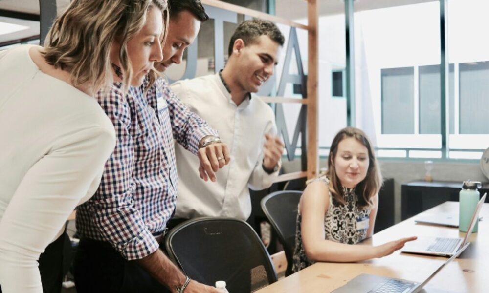 Топ -7 вмісту та посилань на будівельні агенції в Каліфорнії
