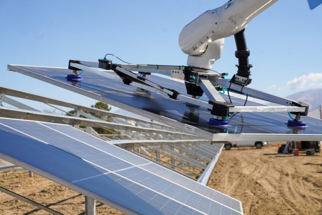Роботи Cosmic Robotics можуть прискорити розгортання сонячної панелі
