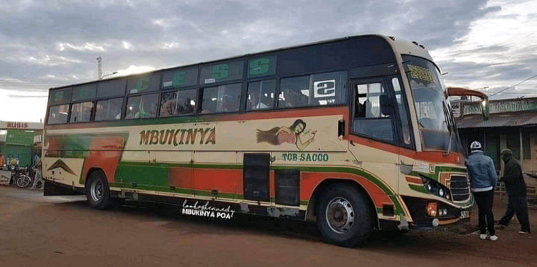 Зустріньте Пола Мбуру в соку, власник автобусів
