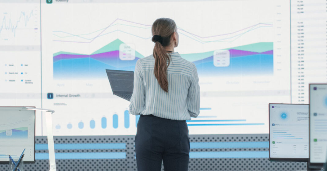 Чи можуть стартапи AEO/GEO перемогти створені компанії SEO інструментів?
