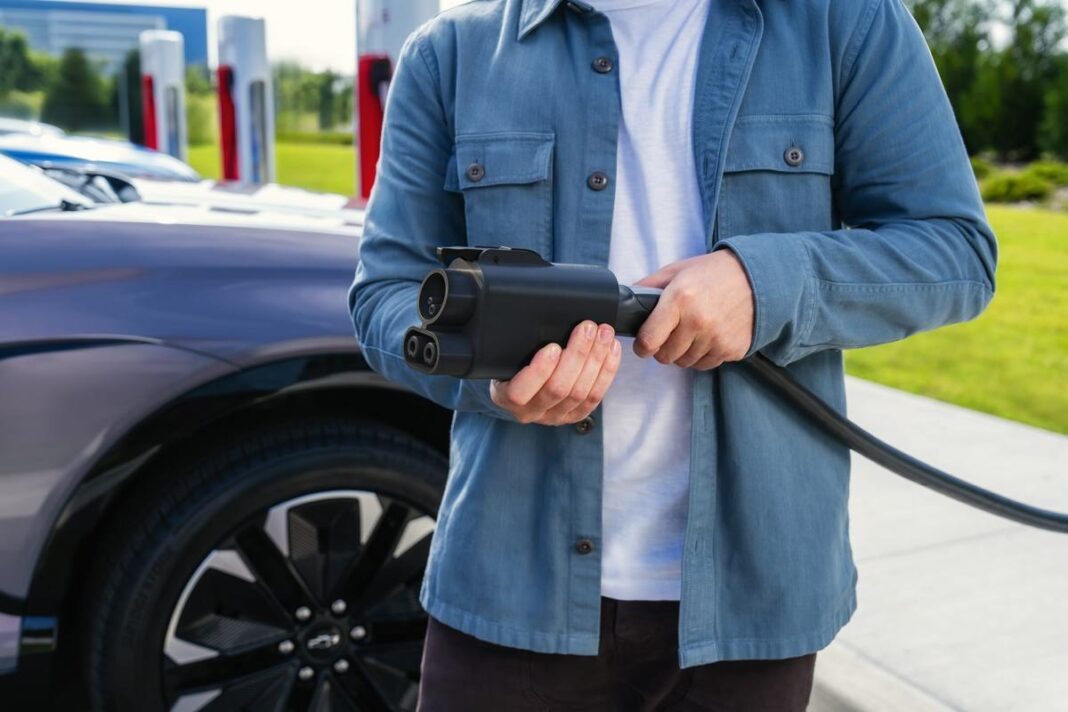 Будьте готові, власники EV: Ось приходять ключі
