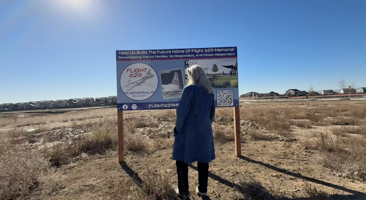 becky tesone на рейсі 629 site.png