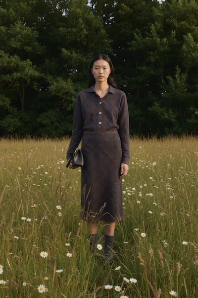 Об’єкт електронної комерції Etro, створений за допомогою генеративного штучного інтелекту за допомогою технології Pixel Moda.